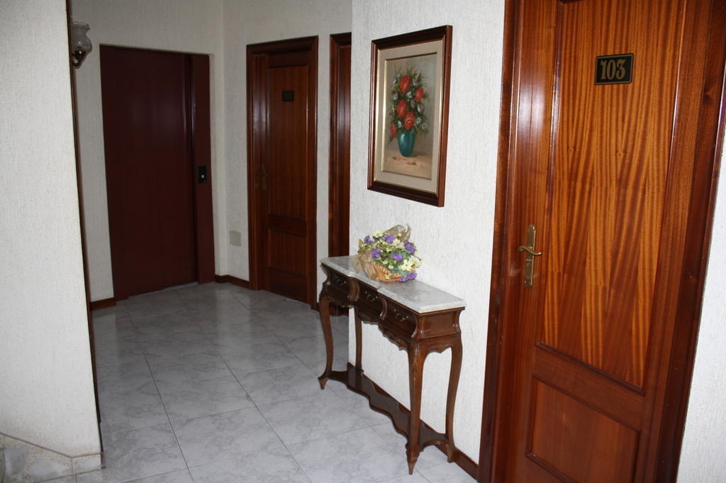 Hotel Cristaleiro غوندومار المظهر الخارجي الصورة